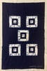 名称：名古屋绞缬
 
类别：丝织品
尺寸：20*30（厘米） 
年代：公元二十世纪六十年代
描述：扎染工艺几何图案纹样面料

